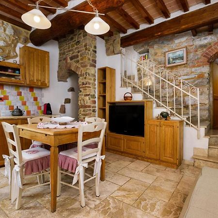 La Casetta Nel Borgo Castelnuovo di Val di Cecina Zewnętrze zdjęcie